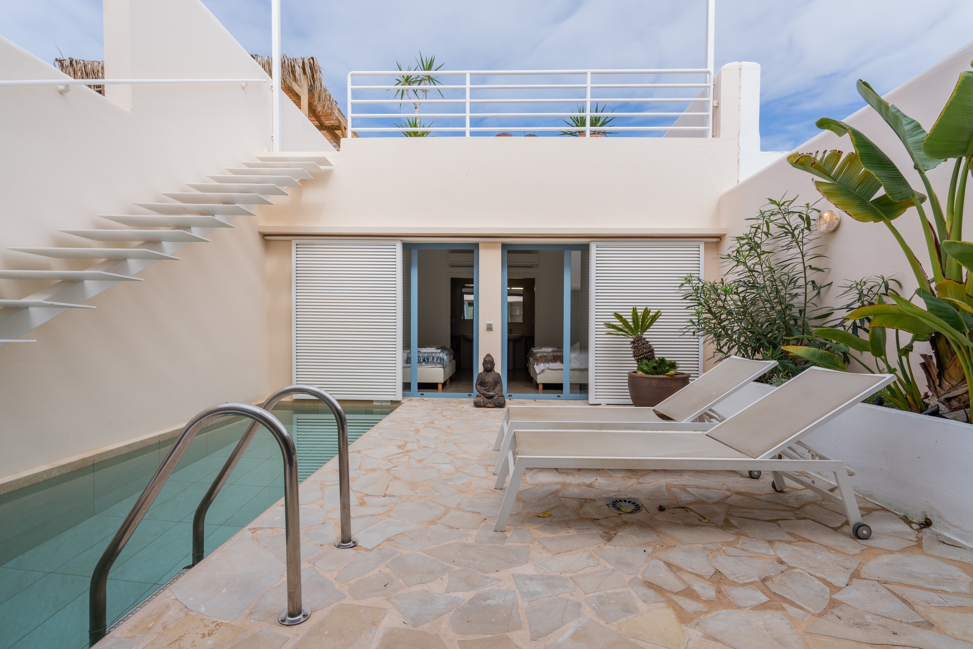 Resa Estates Ibiza sale ted koop Cala Tarida patio townhouse pool area 8.JPG